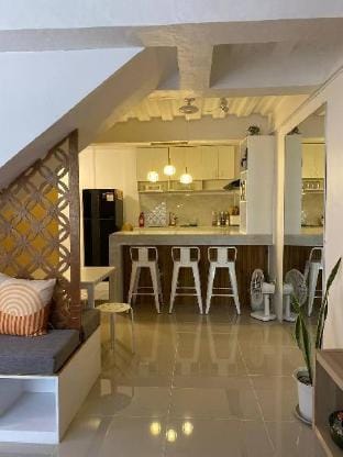 La-Tin Home Near SM Imus, Cavitex and NAIA Airport Vacation rental in Bacoor