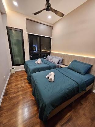 3BR "The Luxurie" @ Paradigm Mall Residences Vacation rental in Johor Bahru
