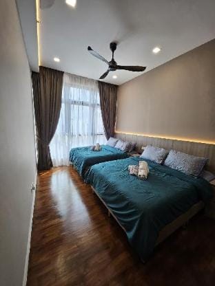 3BR "The Luxurie" @ Paradigm Mall Residences Vacation rental in Johor Bahru