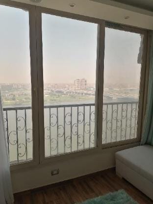 Maadi, Nile Corniche  Apartment in Cairo Governorate