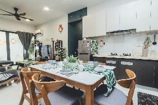 Royal Strand Totoro Theme Suite 3BR Vacation rental in Johor Bahru