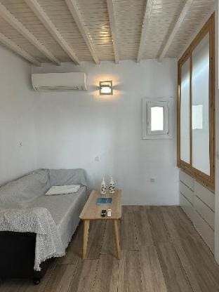 CasaOrnos Vacation rental in Mykonos, Mikonos 846 00, Greece
