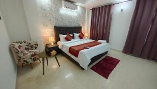 Fortune Home Service Apartment 4BhkJ-45 Vacation rental in New Delhi