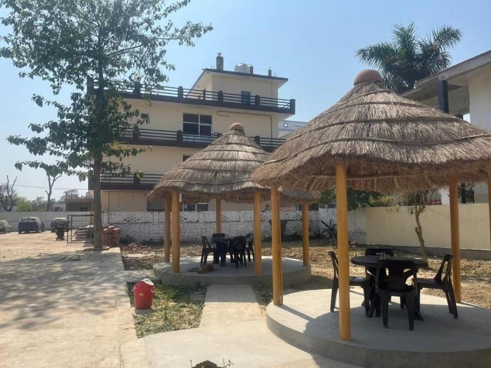 Goroomgo Shree Raj Homestay Ayodhya Vacation rental in Nepal