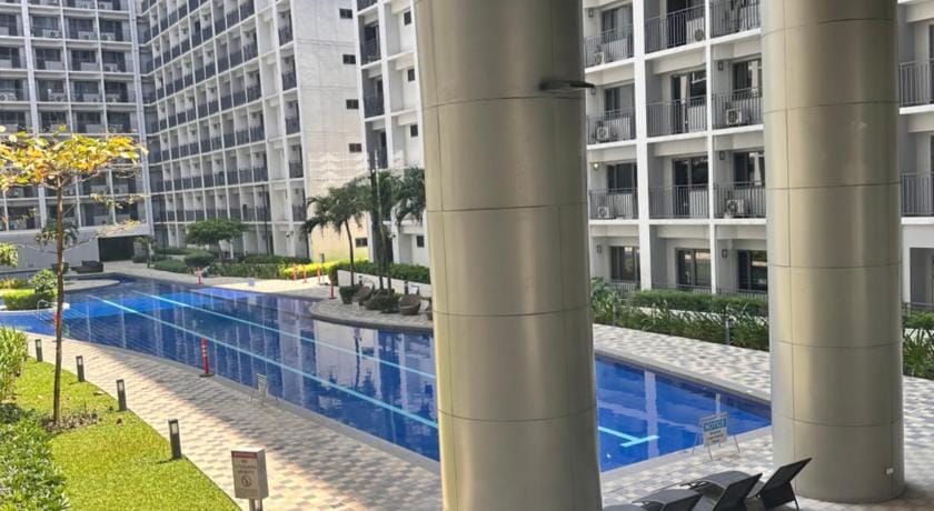 Shore 2 Condo - close to MOA and Ikea w/free wifi! Apartment in Pasay