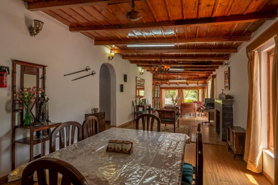 View Topia Bhimtal Lake View 2bhk Cottage by Roamhome Country House in Uttarakhand