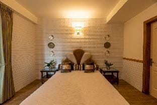 Mountain High Close to Mall Road 2bhk Apartment by Roam home Apartment in Uttarakhand