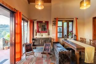 Flame of the Forest Valley View 2bhk by Roam home Country House in Uttarakhand