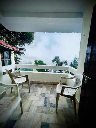 The Old School Cottage Mussorie Vacation rental in Uttarakhand