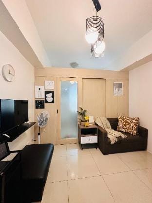 Fab 1br Condo w/pool in Jazz-Makati! Apartment in Makati