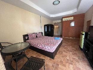 Baanpuklertsuk Villa in Chon Buri Changwat