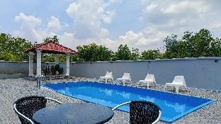 J&LVilla D'AMOUR Lot 1306 Villa in Negeri Sembilan, Malaysia