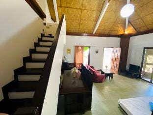 Kavanah Suites - Villa 2 Villa in Tagaytay