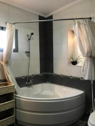 Amazing appartment , sunny , clean and spacious. Apartment in Cairo Governorate