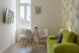 Palm Deluxe - Glam Apartments Budapest Apartment in Budapest