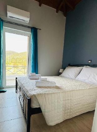 Saladi Beach House Vacation rental in Argolis, Greece