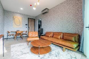 1bed 60m2 River view, Olympic Pool & Infinity Pool Apartment in Ho Chi Minh City