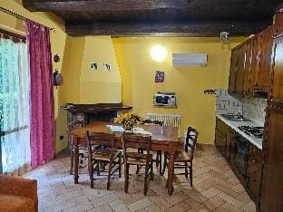 Appartamento Mozart Vacation rental in Umbria