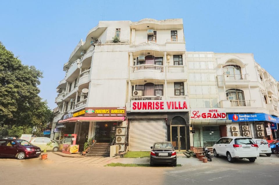 Super Townhouse Sunrise Villa Hotel in New Delhi