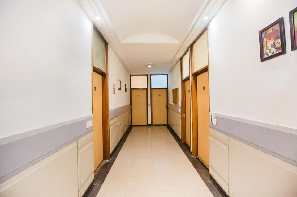 Super Townhouse Sunrise Villa Hotel in New Delhi