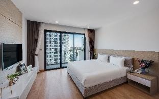 MODERN SPACIOUS STUDIO IN PP-INFINITY POOL/GYM Apartment in Phnom Penh Province
