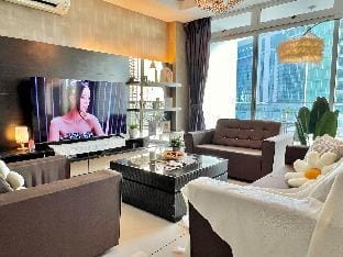 KSL Platinum Suite 4BR Luxe Haven 65" TV 12-16 pax Vacation rental in Johor Bahru