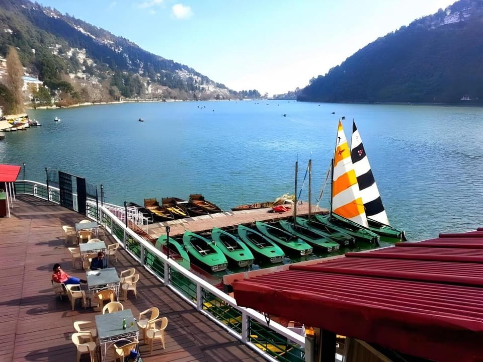 Shree Rudra Home Stay Quad Room Apartment in Uttarakhand