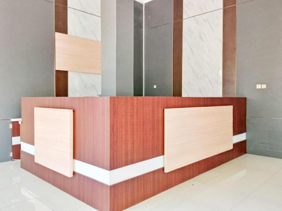 RedDoorz near Alun Alun Slawi Hotel in Indonesia