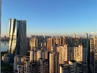A+级别绝景房（绿地双子塔景+赣江江景+城市天际线景绝景房） Apartment in China