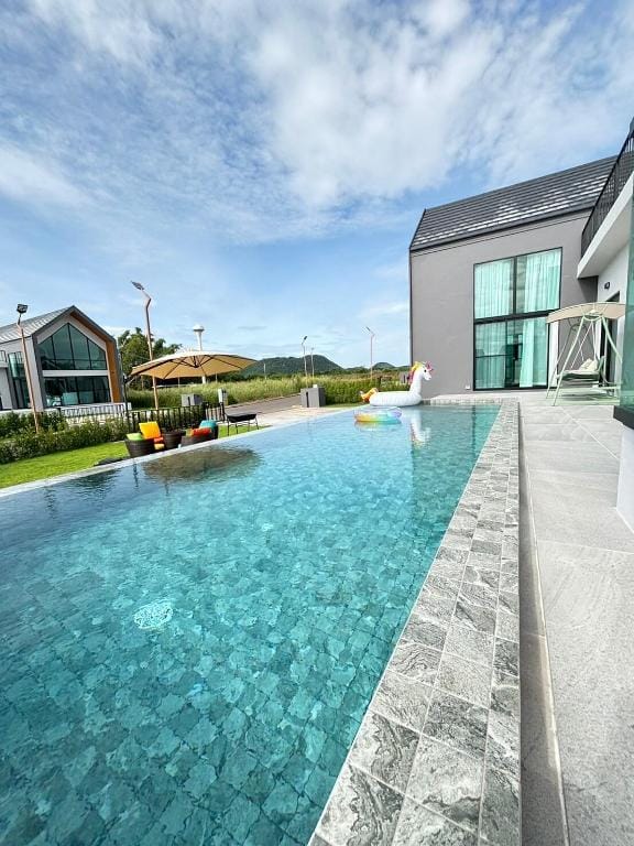 Gaia Pool Villa Khao Yai ? Villa in Laos