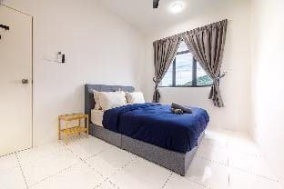 The Sun Executive #BayanLepas #QueensbayMall #13 Vacation rental in Bayan Lepas