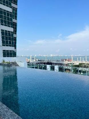 Maritime Suite Duplex 3Bedroom George Town by UHM Vacation rental in George Town