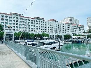 Strait Quay Marina Cozy 1BedRoom & Bathtub by UHM Apartment in Penang