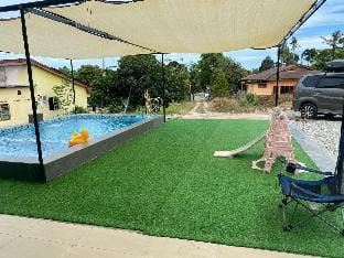 Mikayla Pool Homestay Gadek Alor Gajah Vacation rental in Negeri Sembilan, Malaysia