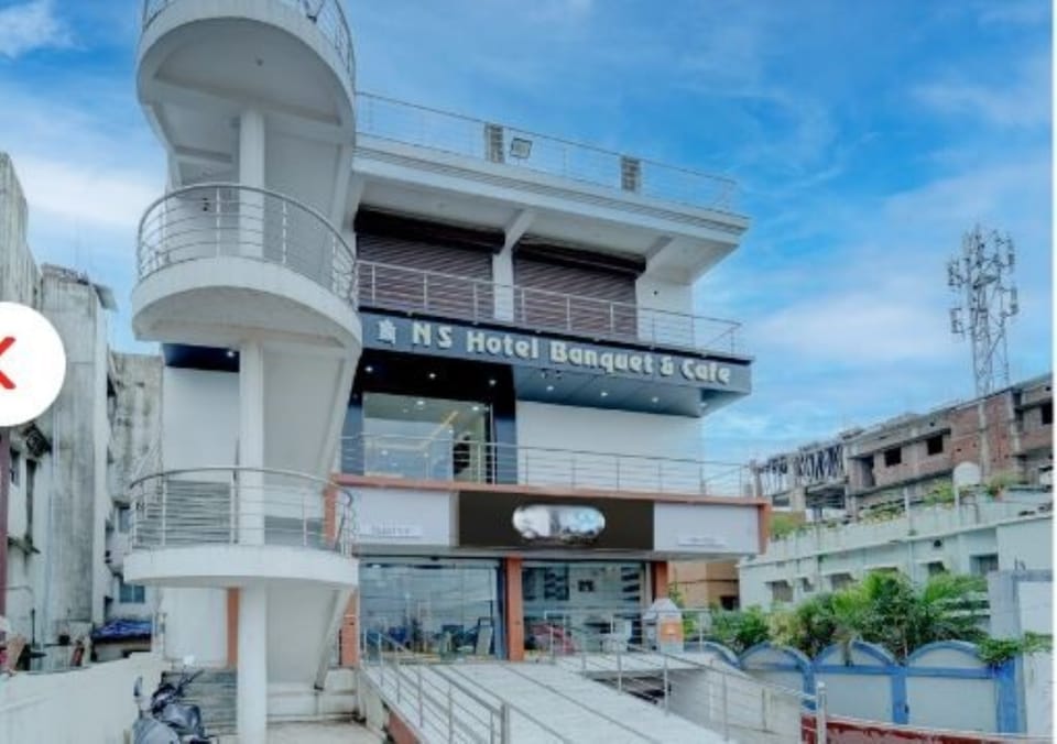 N.S. Hotel Banquet & Cafe Vacation rental in India