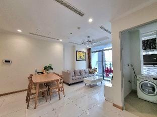 Lak King Cozy Apartment at Vinhomes Apartment in Ho Chi Minh City