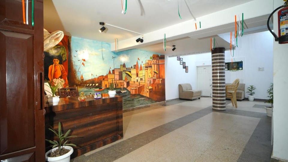 Raahi Luxury Villa Near Kashi Vishwanath Villa in Varanasi