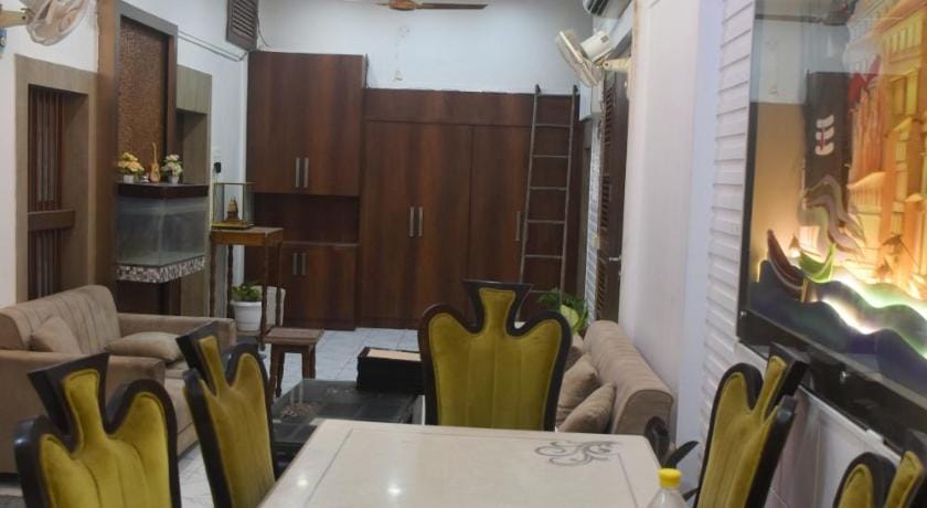 Raahi Luxury Villa Near Kashi Vishwanath Villa in Varanasi