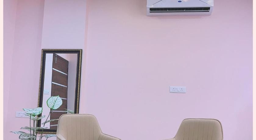 TT Homes Bed and Breakfast in Jaipur