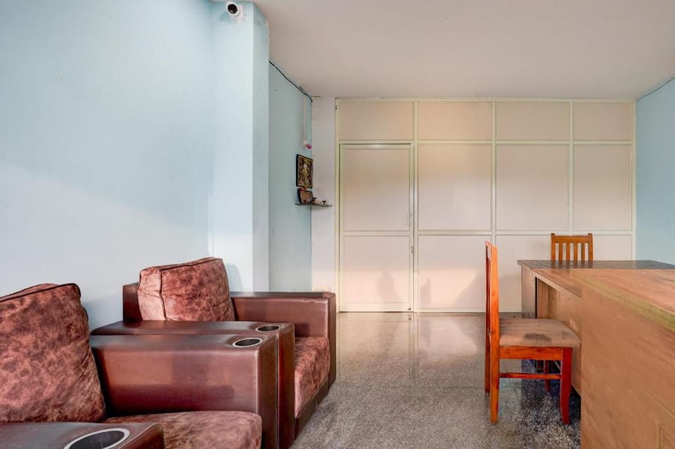 Hotel O Vanamali Luxury Homestay Hotel in Tirupati