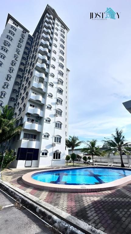 GreenNcozy 3R2B 10PAX I Casuarina Park Melacca Apartment in Malacca