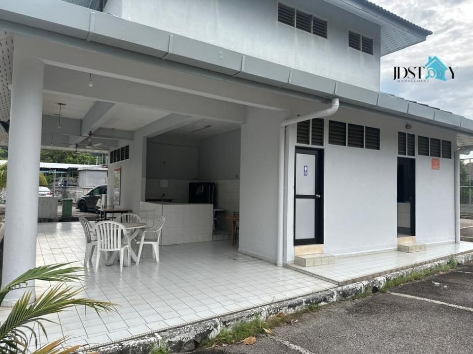 GreenNcozy 3R2B 10PAX I Casuarina Park Melacca Apartment in Malacca