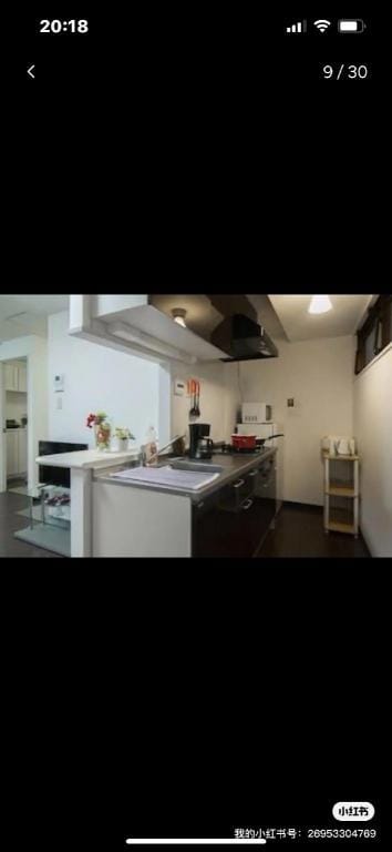 2 min to Kaminarimon, Asakusa Temple, 39 min to Haneda Airport, 50 min to Narita Airport, Ueno Apartment in Japan