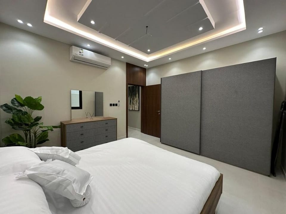 شقة فاخرة، غرفة نوم وصالة بمطبخ. Apartment in Medina