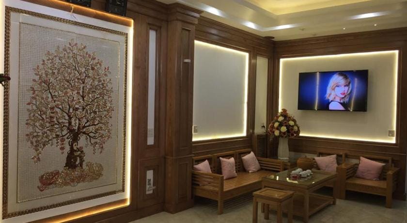 Hưng Thành Riverside Hotel Apartment in Laos