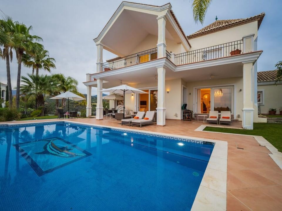 Moscu 13 Comfortable holiday residence Villa in Marbella