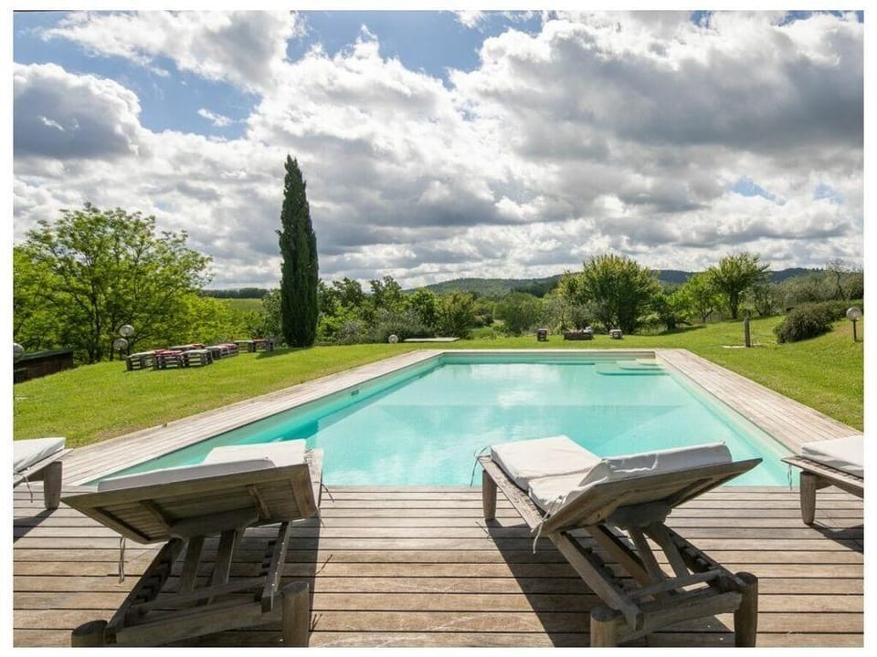 Villa al Vento Comfortable holiday residence Hotel in Tuscany