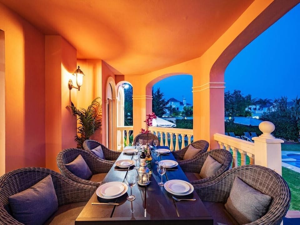 Villa heated pool, BBQ Villa in San Pedro de Alcántara