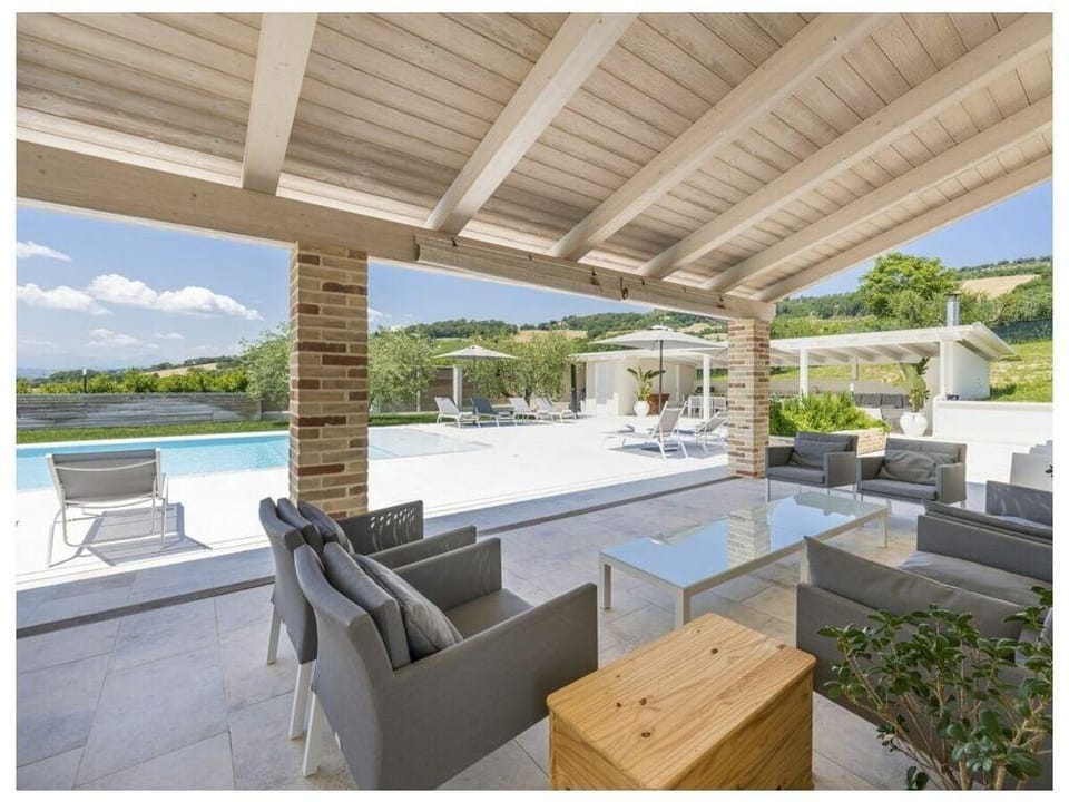Villa Ada Comfortable holiday residence Villa in Marche