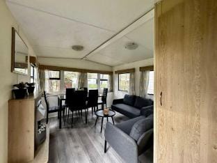 Residence with a spacious garden located in a child-friendly park Vacation rental in Peer